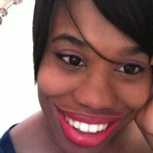 Meet your Posher, Alicia